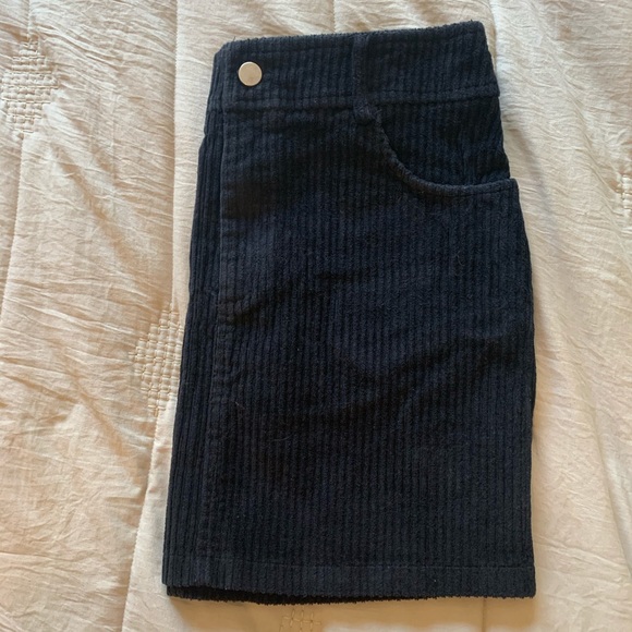 Black corduroy skirt - Picture 3 of 4